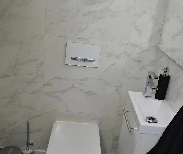 Bence Castle House *