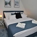 Bence Castle House Διαμέρισμα *