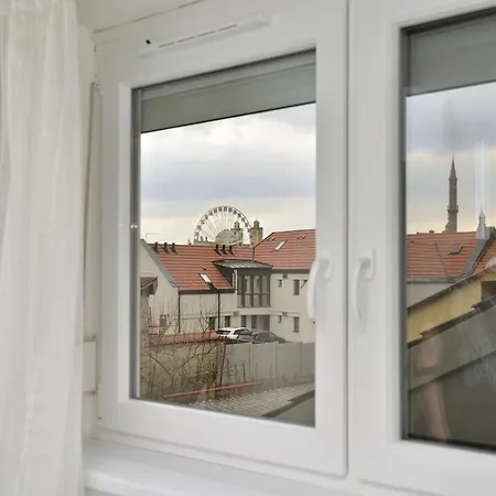 Bence Castle House