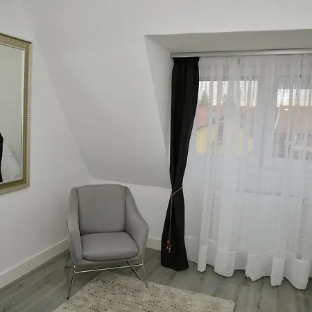 Bence Castle House Daire *