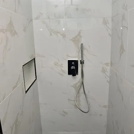 Bence Castle House Daire Eğri